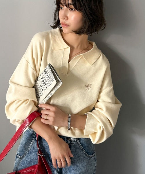 《JaVaジャバコラボ》大人の抜け感をプラス◎胸刺繍ハーフミラノスキッパーニット jv1260490