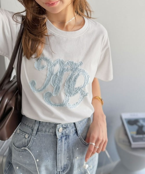 【mily bilet】1枚でサマになる。レースの透け感と光沢が魅力のレースワッペンTシャツ（半袖） mi1029185