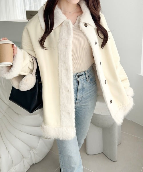 【mily bilet】甘さと気品で冬を楽しむ。ファー切り替えスウェードライクコート（ミドル丈） mi1019097