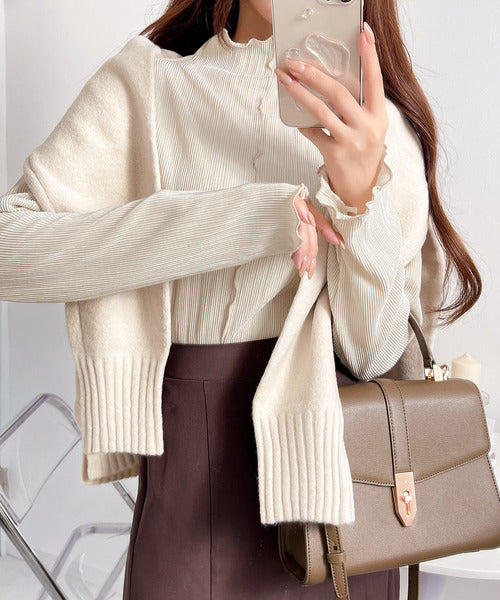 上品な光沢感。2wayメロープリーツハイネックトップス ce0420042