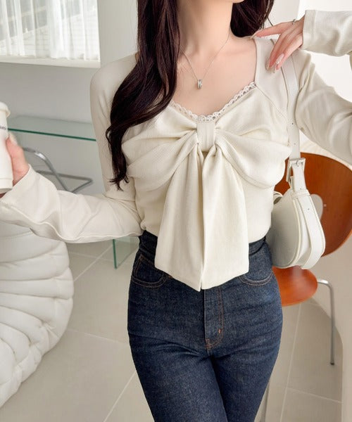 【mily bilet】一枚でときめく、主役級ビッグリボン×繊細レースで大人ガーリーに♪リボンレーストップス（長袖） mi1019160