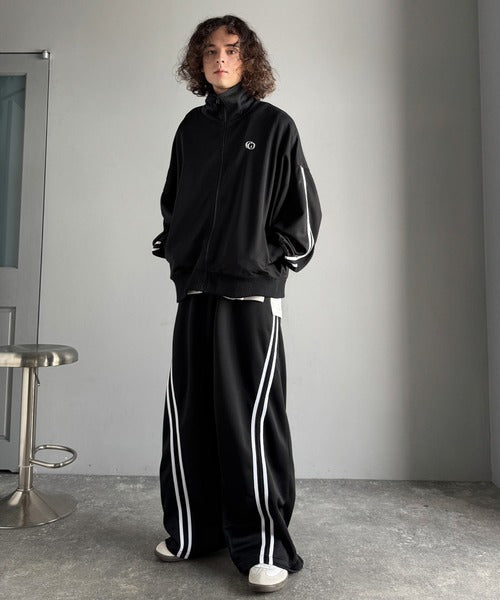 【Classical Origin】「ありそうでない。」サイドラインドルマンハイネックトラックジャケット／Side Lines Dolman High-Neck Track Jacket co1150048