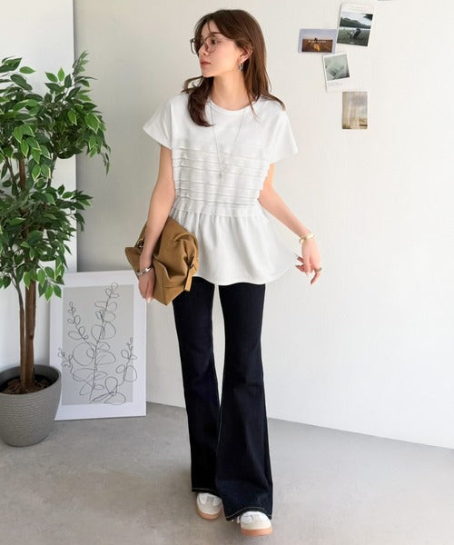 甘さを仕込む、大人の余裕。綿100％シルケット加工×シアーフリル切替オーバーサイズペプラムTシャツ（半袖） ce1410008