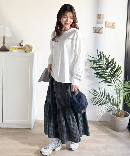 《JaVaジャバコラボ》袖を通せば、あなたも輝く。コットン100％刺繍胸元切り替えドルマンロンTEE（長袖） jv1260620