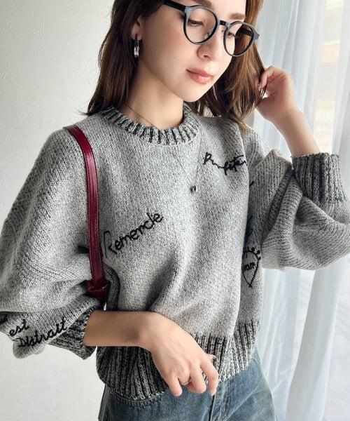 【mily bilet】大人の個性派ニット。ランダム刺繍クロップドニットプルオーバー mi1029088