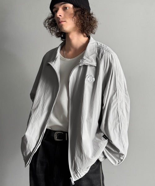 【Classical Origin】「大人ストリート。」サイドライン仕様ナイロントラックジャケット／Side Line Accents Nylon Track Jacket co1150063