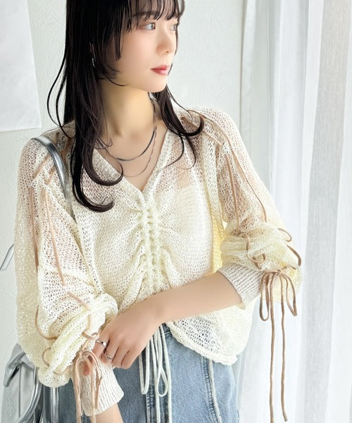 【mily bilet】ルーズな愛らしさで魅了する。透かし編みギャザー仕様リボンプルオーバー（長袖） mi1029102