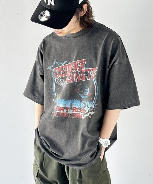 《JAVA ジャバコラボ》トレンドのヴィンテージ感が魅力。コットン100%グラフィックプリントピグメントビッグTシャツ jv1029051