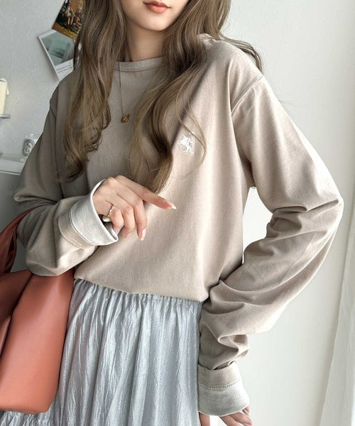ヴィンテージ感をプラス。綿100%衿バイカラーワンポイント刺繍ロンTシャツ ce1260203