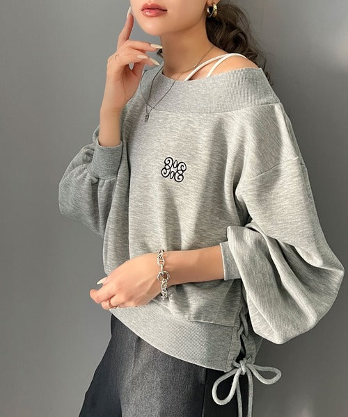 【mily bilet】大人肌見せヘルシースタイル。サイドレースアップ胸刺繍オフショルダースウェット mi1019051
