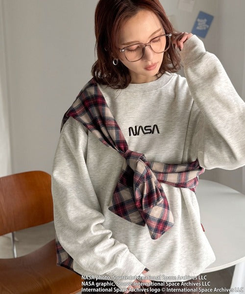 《JaVaジャバコラボ》数量限定！シンプル刺繍で着回し力抜群♪【NASAテーマ】フロントミニロゴ裏起毛スウェットトップス jv1330057