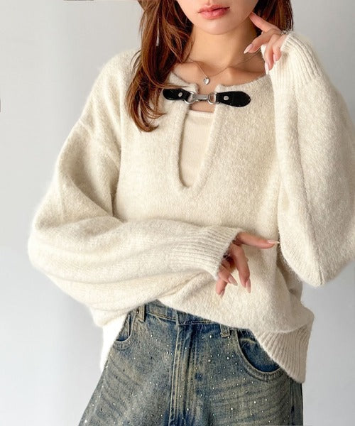 【mily bilet】癒しのモヘアタッチ。バックル使いVネックニット（長袖） mi1029138