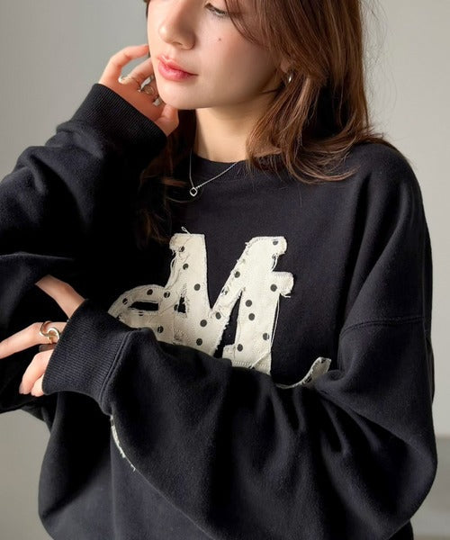 【mily bilet】ラフなシルエットに、遊び心をプラス。デニムフリンジワッペン使い裏毛スウェット(長袖)(ドットあり) mi1329132