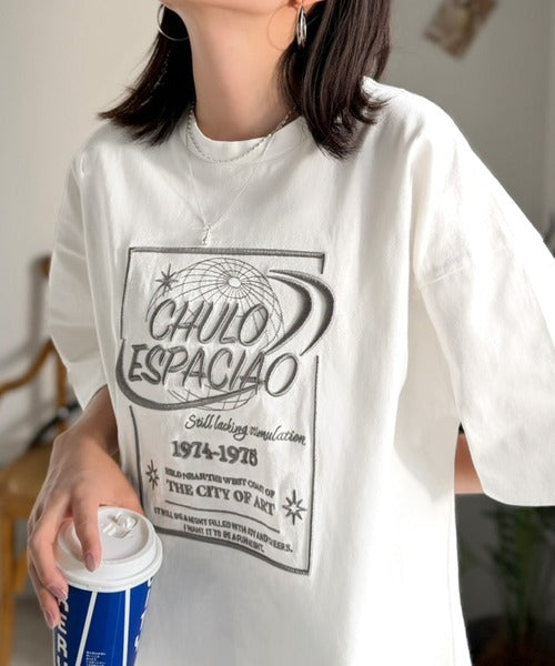 《JaVaジャバコラボ》シンプル派にも推したい！綿100％グラフィック刺繍Tシャツ（半袖） jv1050356
