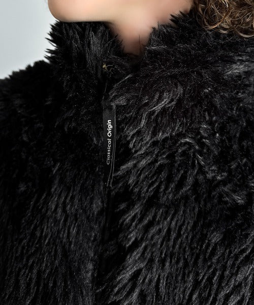 【Classical Origin】「一瞬で惹かれる。」シャギーファーショート裏配色ショートジャケット／Shaggy Faux Fur Short Jacket with Contrast Lining co1010037