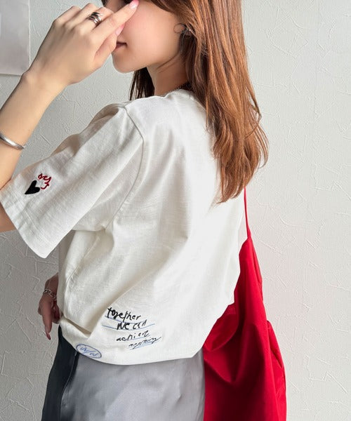 【sustaina+】アートのように刺繍が映える。オーガニックコットン100%らくがき風刺繍 無地＆ボーダー柄半袖Tシャツ ce1260396