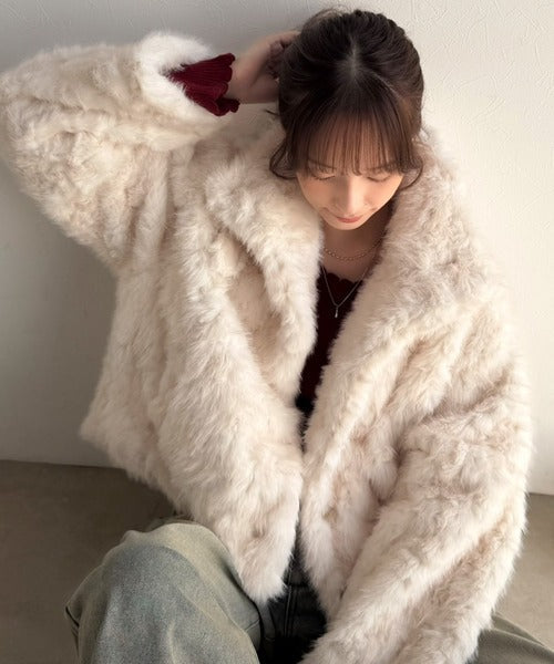 【mily bilet】ふわもこ可愛い、冬の主役アウター。ボリュームファー スタンドカラーブルゾン mi1009002