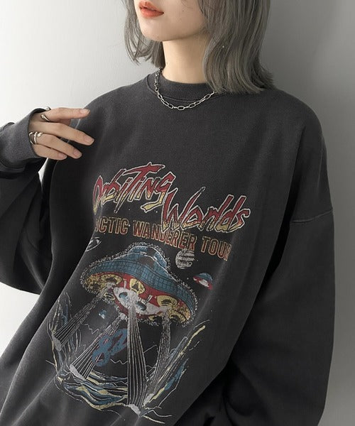《JaVa ジャバコラボ》ヴィンテージ感でいっきに垢抜け。裏起毛ヴィンテージライクプリントピグメントビッグスウェット jv1029089