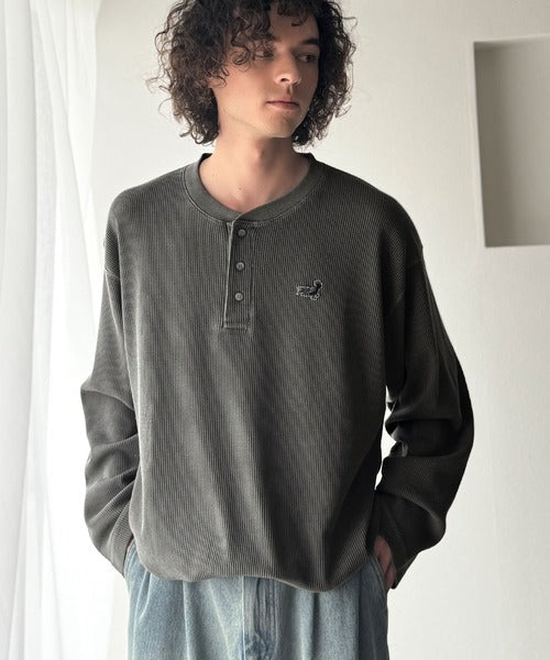 【Classical Origin】「リラックス感、こなれ感。」ピグメント加工サーマルヘンリーネックTシャツ（長袖）/Pigment-Dyed Thermal Henley T-Shirt co1150051