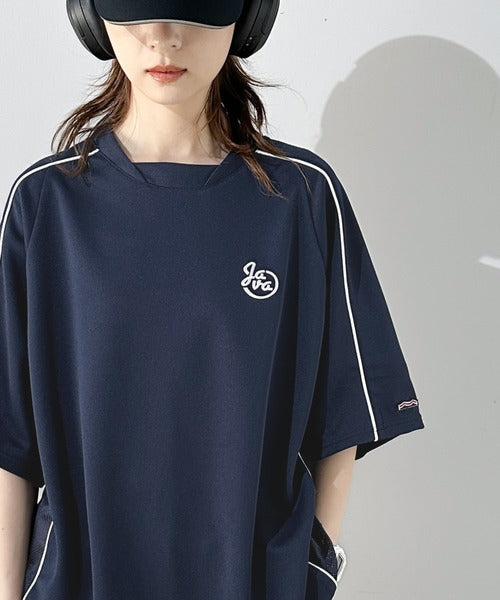 《Javaジャバコラボ》シンプルなのに格上げ。ライン入り胸刺繍サッカーTシャツ sp1010281