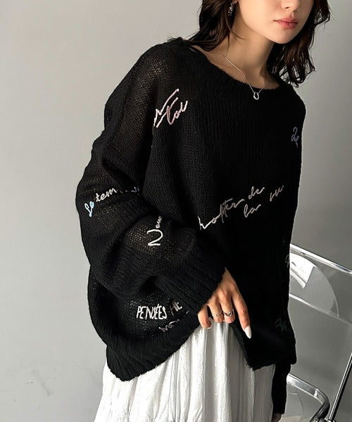 【mily bilet】女性らしさ滲み出る透け感が魅力。透かし編みランダム刺繍ルーズニット mi1029079