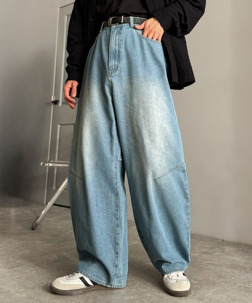【Classical Origin】「シルエットで語る。」ブラスト加工カーブシルエットバレルレッグデニムパンツ／Blasted Curve Silhouette Barrel-Leg Denim Pants co0900007