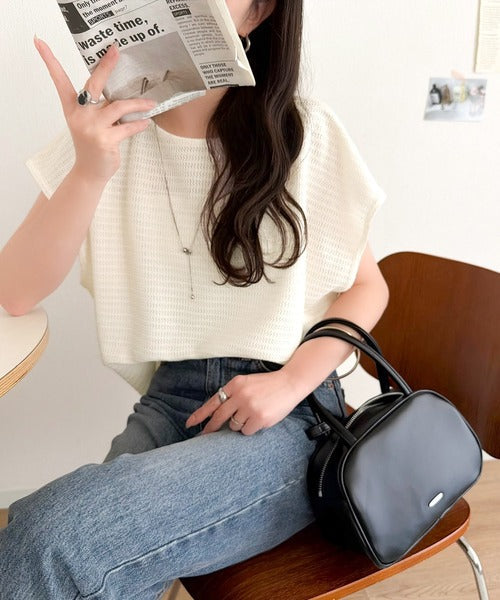 上品な透け感で華やかに決まる。レーシージャガード フレンチスリーブ ドルマントップス ce1260605