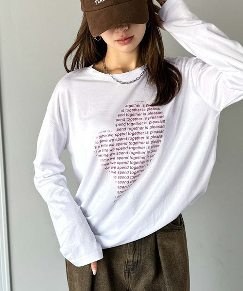 【mily bilet】 ハートが映える♪大人カジュアルMIX◎ハートグラフィック指穴ロングTシャツ mi1029154