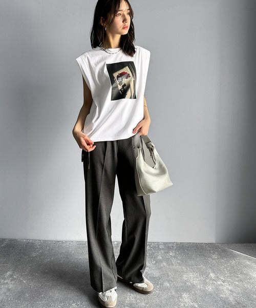 シンプルなのに着映える！お花フォトプリントシルケット加工フレンチスリーブTシャツ ce1020197