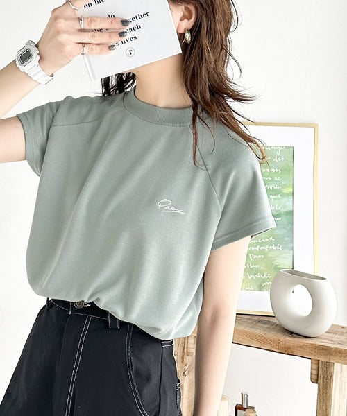 キレイめ大人のフレンチ袖。胸刺繍ラグランモックネックフレンチTシャツ ce1010311