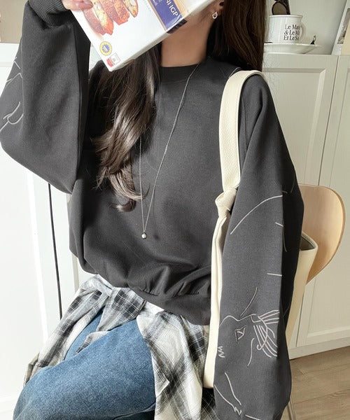 袖に遊び心を忍ばせたラク可愛い一枚♪袖ネコ刺繍裏起毛PO ce1050327