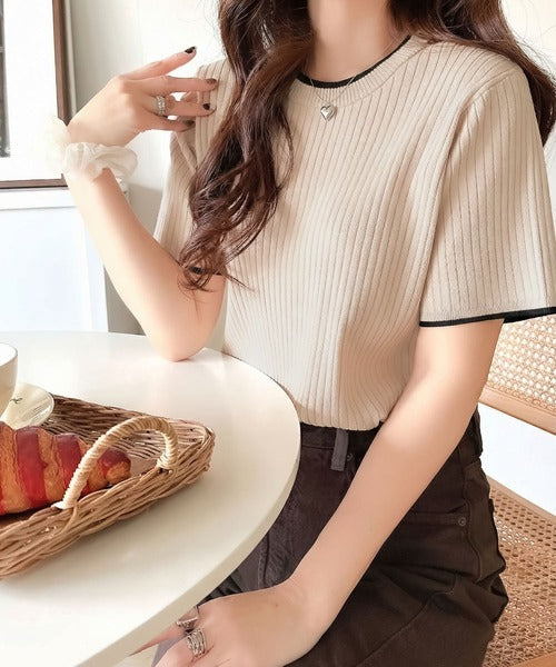 遊び心くすぐる、大人のプチ配色。袖先配色リブニット(半袖) ce1050376