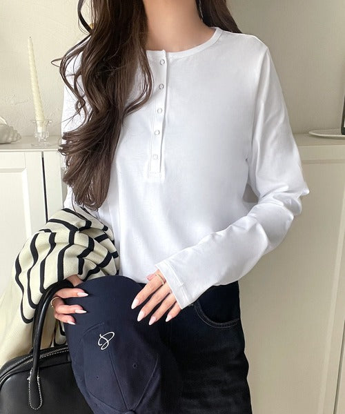 シンプルだからこそ、こだわりたい。シルケット加工ドット釦ヘンリーTシャツ（長袖） ce1020314