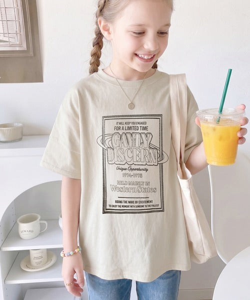 【キッズ】《JaVaジャバコラボ》親子お揃い リンクコーデできちゃう！前後2way 綿100％ロゴプリントTシャツ(半袖) jk1050136