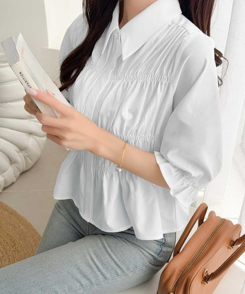 【mily bilet】甘さと上品さを兼ね備えた大人ガーリーな一枚♪ 配色襟シャーリングペプラムシャツ（半袖） mi1139107