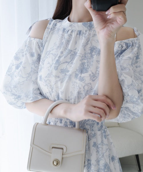【mily bilet】爽やかで優雅な大人フェミニン。肩開きリボン２WAY花柄バルーン袖ワンピース（ロング丈） mi1139084