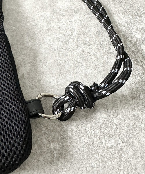 《JaVaジャバコラボ》ふたつの顔を持つ軽やかさ。ジャガードテープ使いメッシュナップザック(大容量) jv1179063