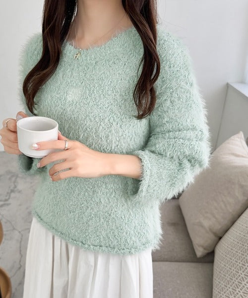 【mily bilet】愛され大人フェミニン。ポンポンフェザー胸刺繍ニット mi1029068