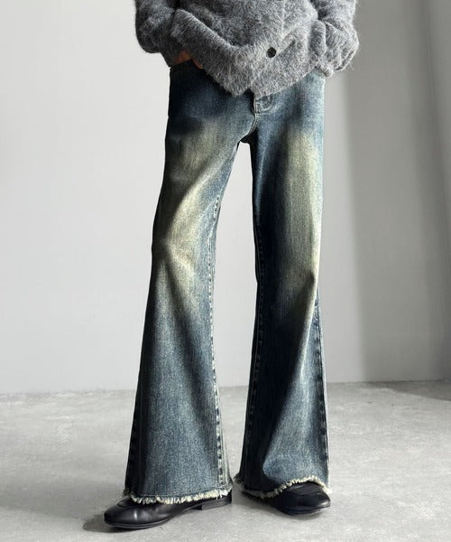 【Classical Origin】「スタイル盛れる。」ブラスト＆裾フリンジ加工ストレッチ素材スリムフレアデニムパンツ／Blasted & Fringed Stretch Slim Flare Denim Pants co0900008