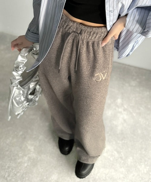 《JaVaジャバコラボ》裾ドロストロゴ刺繍ミックス調フリースパンツ jv0789010