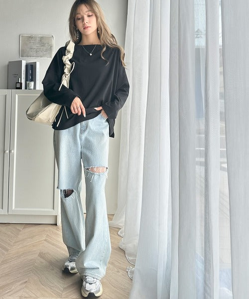 女性らしさ漂う、大人シンプル。シルケット風ボートネックロンTee ce1050246