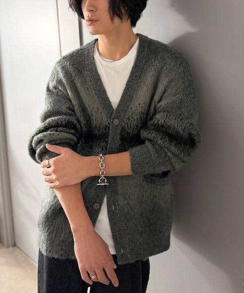 グラデーションボーダー柄Vネックニットカーディガン／Gradient Stripe V-Neck Cardigan co1150120