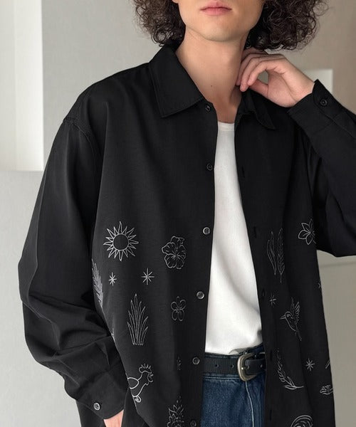 【Classical Origin】刺繍で魅せる存在感。オリジン刺繍キャンプカラーシャツ／Origin Embroidered Camp Collar Shirt co1150053