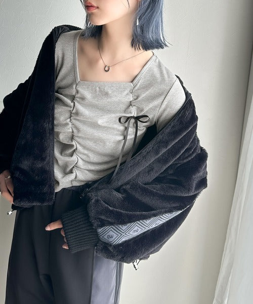 【mily bilet】大人ガーリーな雰囲気。サテンリボン付き袖口刺繍ギャザーリブカットソー mi1359003