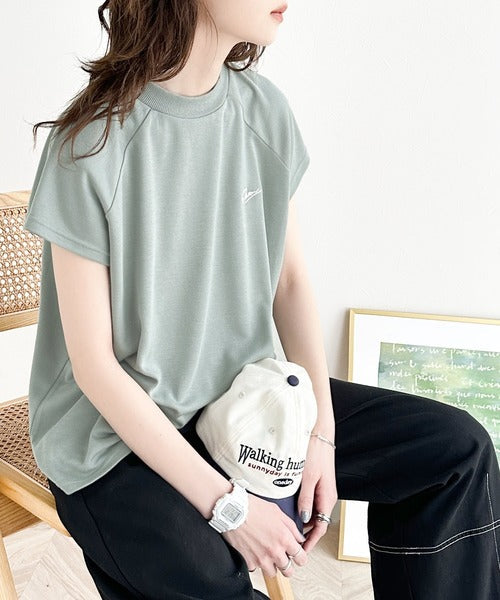 キレイめ大人のフレンチ袖。胸刺繍ラグランモックネックフレンチTシャツ ce1010311