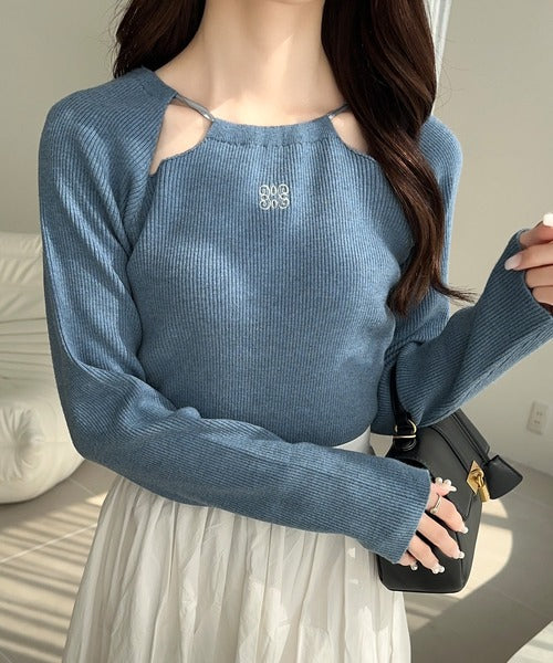 【mily bilet】程よい甘さと女性らしさを演出。テープリボン使い胸刺繍ニットプルオーバー mi1029082