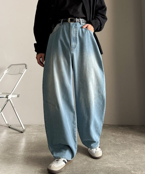 【Classical Origin】「シルエットで語る。」ブラスト加工カーブシルエットバレルレッグデニムパンツ／Blasted Curve Silhouette Barrel-Leg Denim Pants co0900007