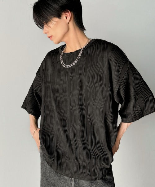 涼しくキマる、大人のリラックス。オーバーサイズウェーブ柄ジャガード半袖Ｔシャツ（メンズ） cm1010429