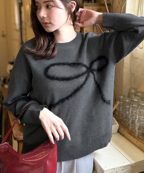 【mily bilet】ゆるっと可愛げ、ふわっと存在感。リボンフェザーコード刺繍ニット（長袖） mi1029130