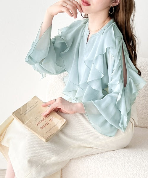 【mily bilet】大人レディな印象。肩開きフリル楊柳ブラウス mi1019044